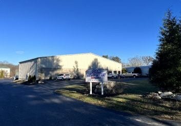 dm-auto-location-office-warehouse-hopedale-ma